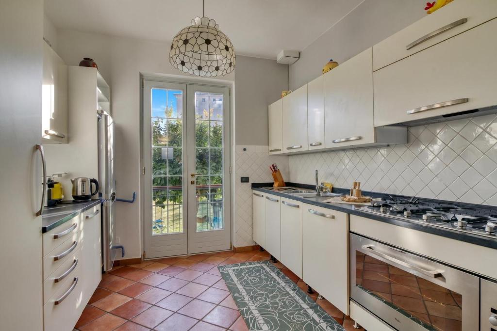La Casetta Sull'Albero - with Balcony, Garden & Parking - Happy Rentals - 3
