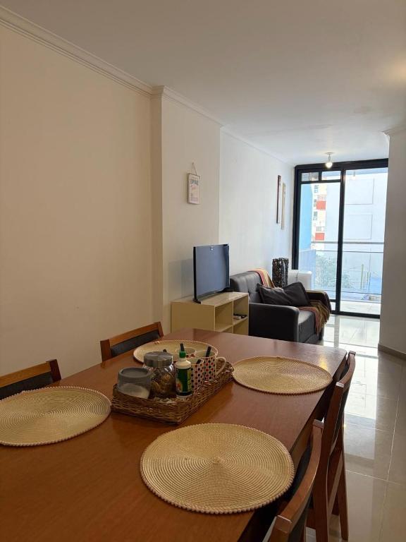 Moderno Departamento en Zona Céntrica - 2
