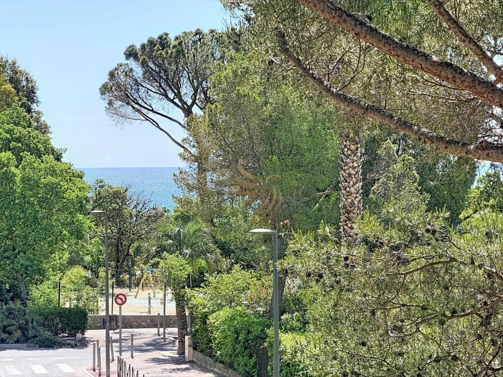 Reflet Azur - Studio Moderne avec Balcon aperçue Mer - 5