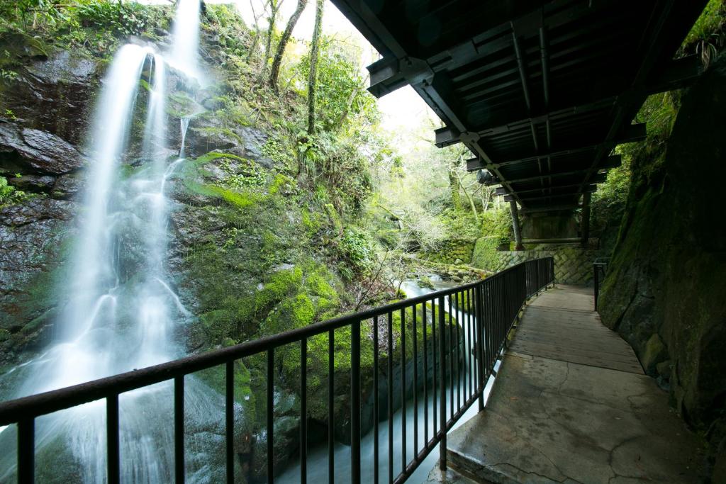 Nearby attraction