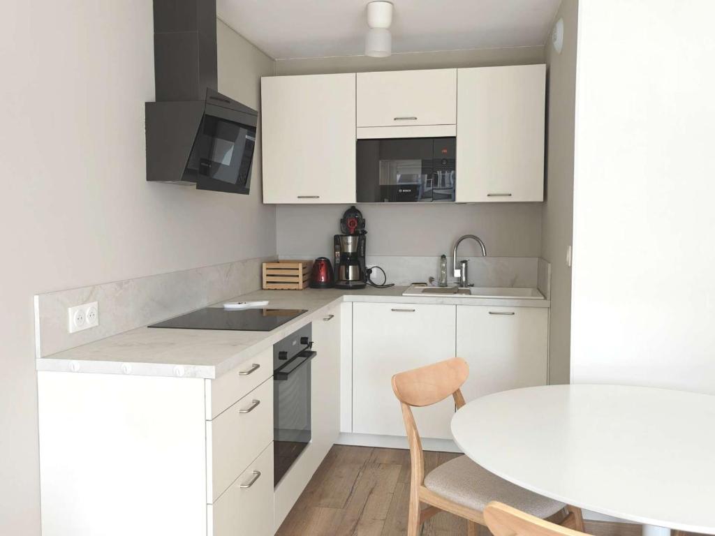 Appartement moderne avec balcon - 4 pers. - FR-1-673-21 - 4