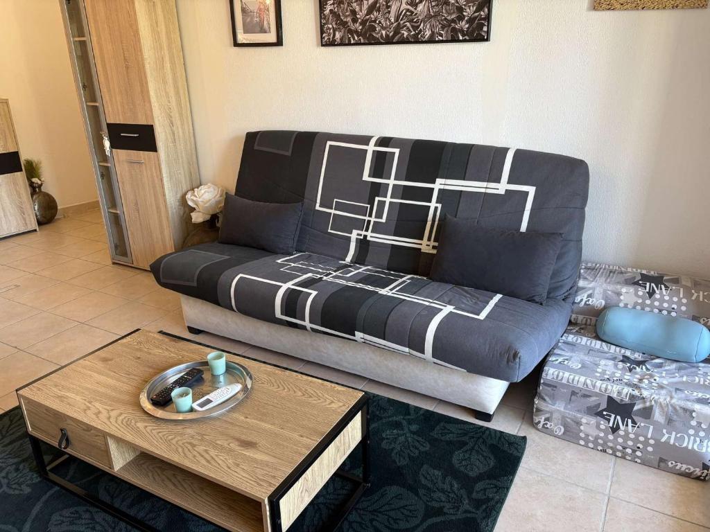 Appartement climatisé, terrasse - 4 pers. - FR-1-250-337 - 2