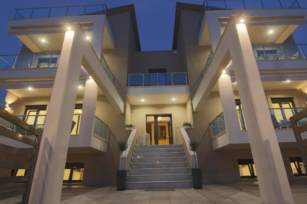 Callista Suites photo