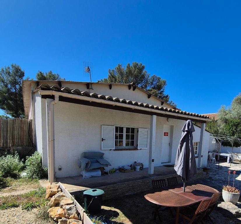 Studio climatisé avec jardin proche plages - 1
