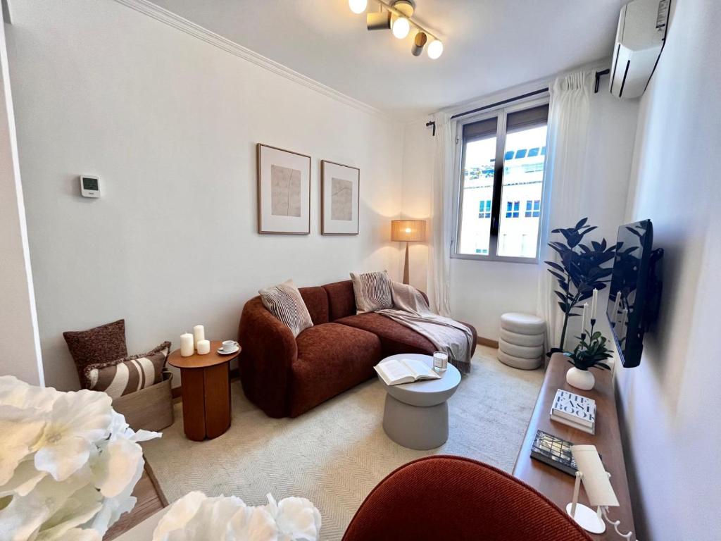 Comfy 1 BR Flat - Bright, Central & Calm - 2