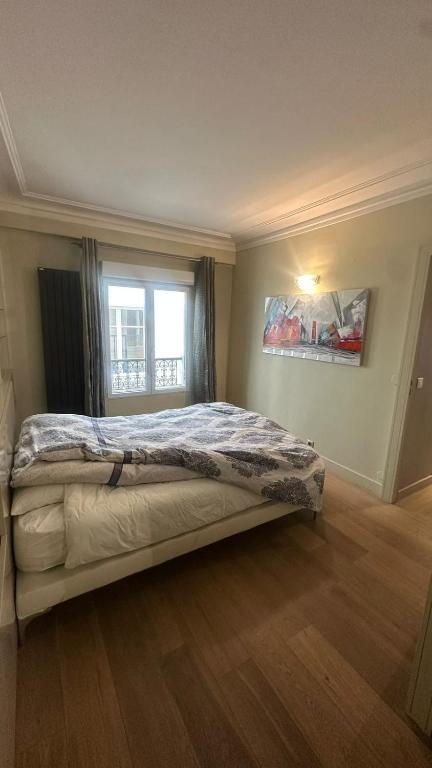Bright apartment in the 8th arrondissement, Miromesnil, Super Central - 2