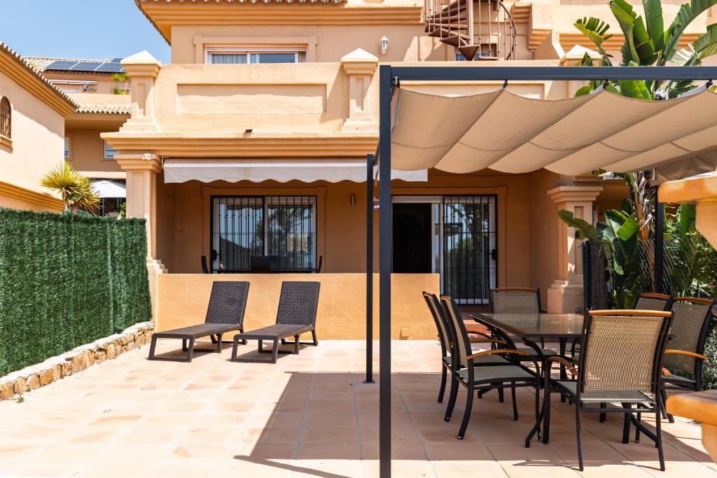 Townhouse with ocean views, BBQ, elevator, padel and pool - COSTA GALERA PARK 25 - 4