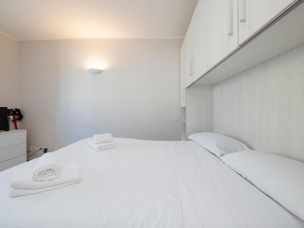 Xenia Milano - Studio apt in Via Monte Palombino 2 - 5