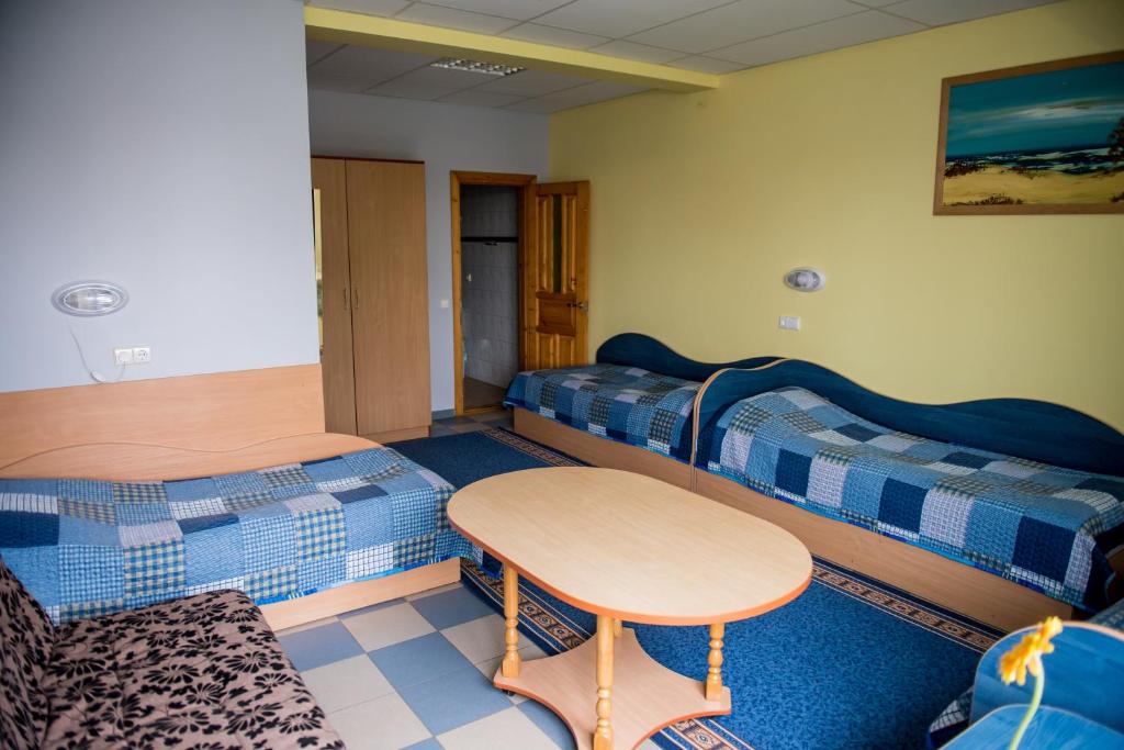 4-personersværelse med eget badeværelse