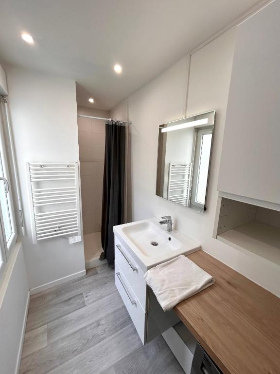 La Suite Gilbert Calme Centre-ville - 4