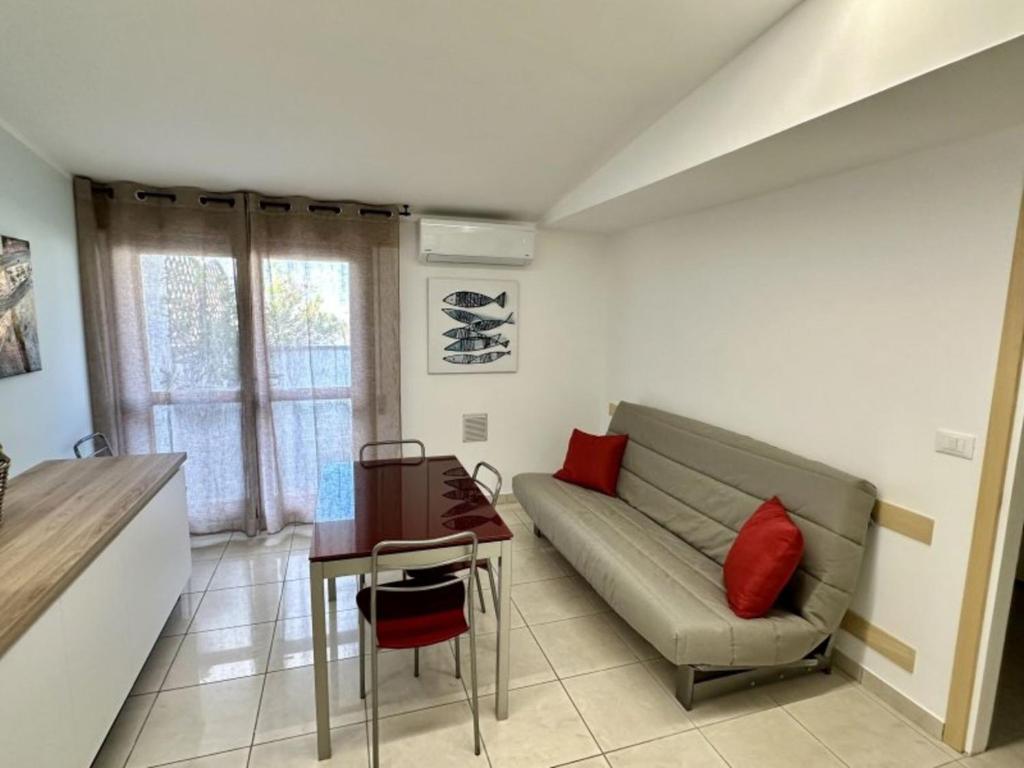 Central attic with large furnished terrace - 2