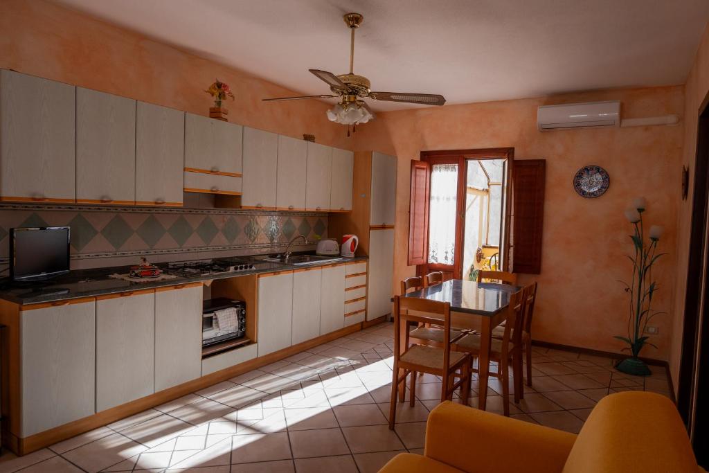 Casa accogliente in centro ad olbia - 4
