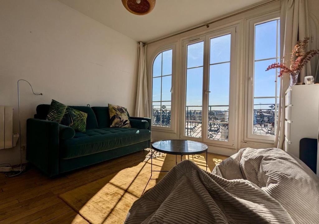 Appartement lumineux Canal Saint Martin - 1