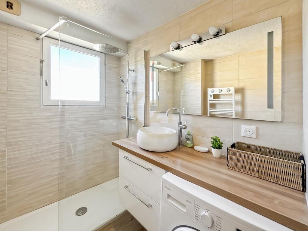 Duplex moderne proche plage, port et centre-ville - 2