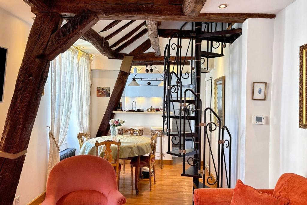 Dans le quartier d Emily in Paris Duplex de charme - 4