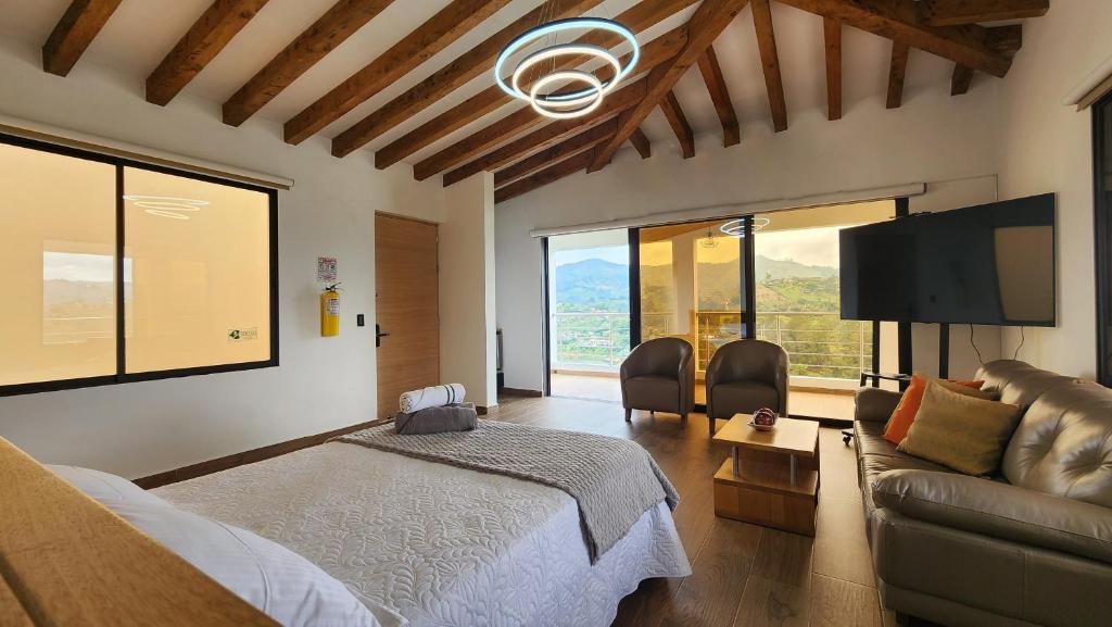 Private Villa El Peñol - Jacuzzi & Reservoir Views - 3