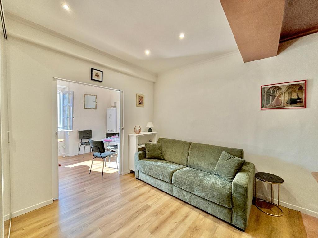 Studio centre-ville rue fesch 26 - 3