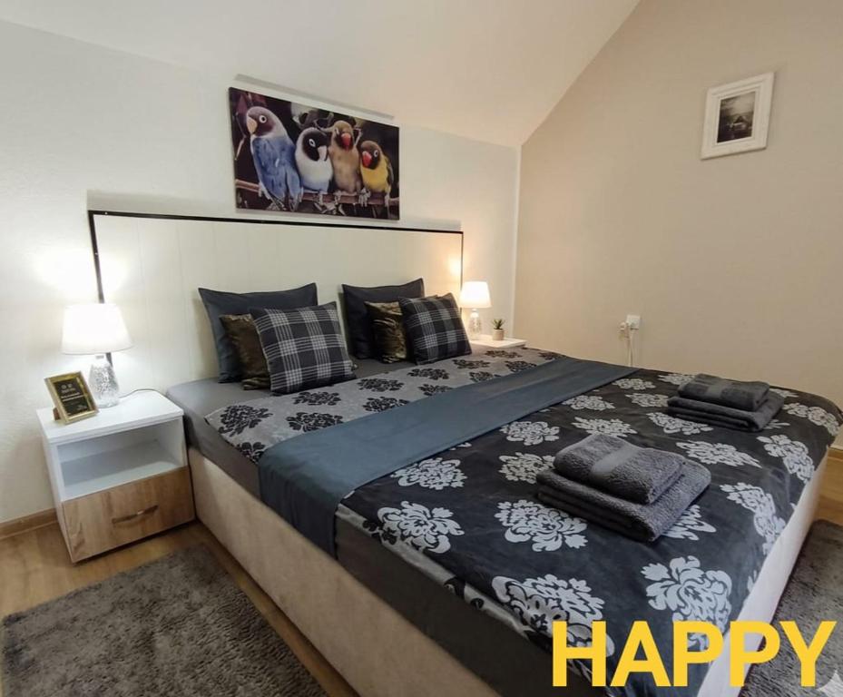 HAPPY Apartments - 1