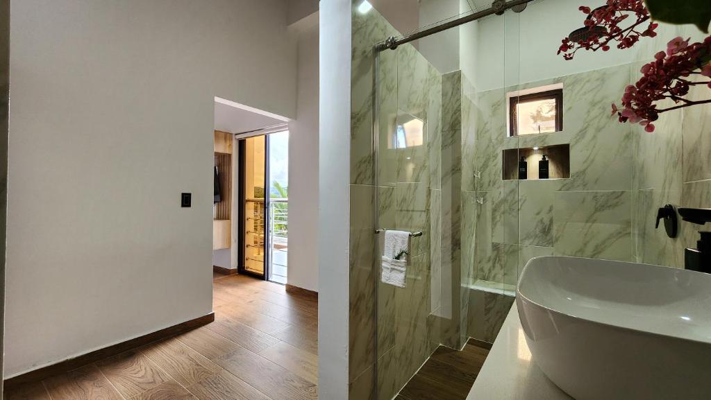 Private Villa El Peñol - Jacuzzi & Reservoir Views - 4