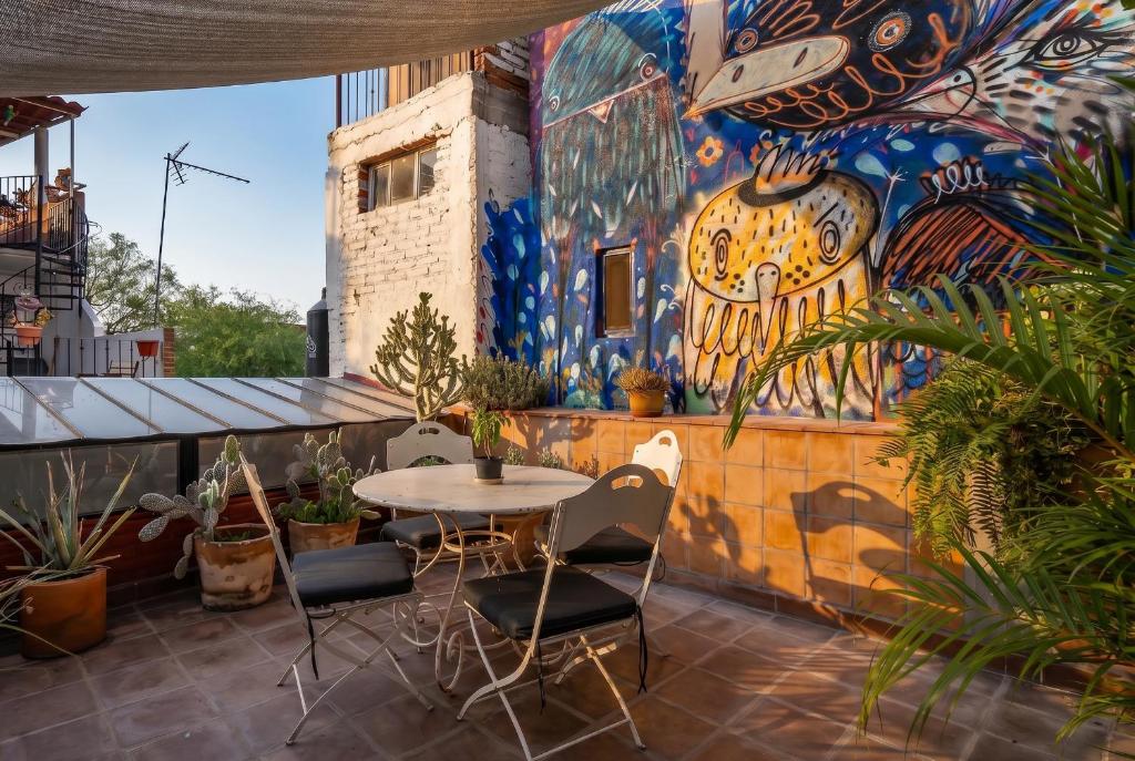 The Bird House, 2BR Artistic Retreat for Creatives in Centro San Miguel de Allende - 4