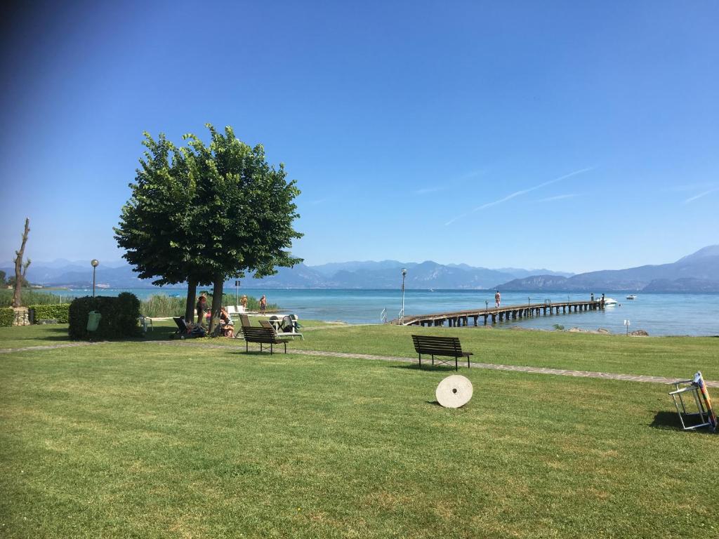 La Perla del Garda - Exclusive Lake & Pool Waterfront Residence - 2
