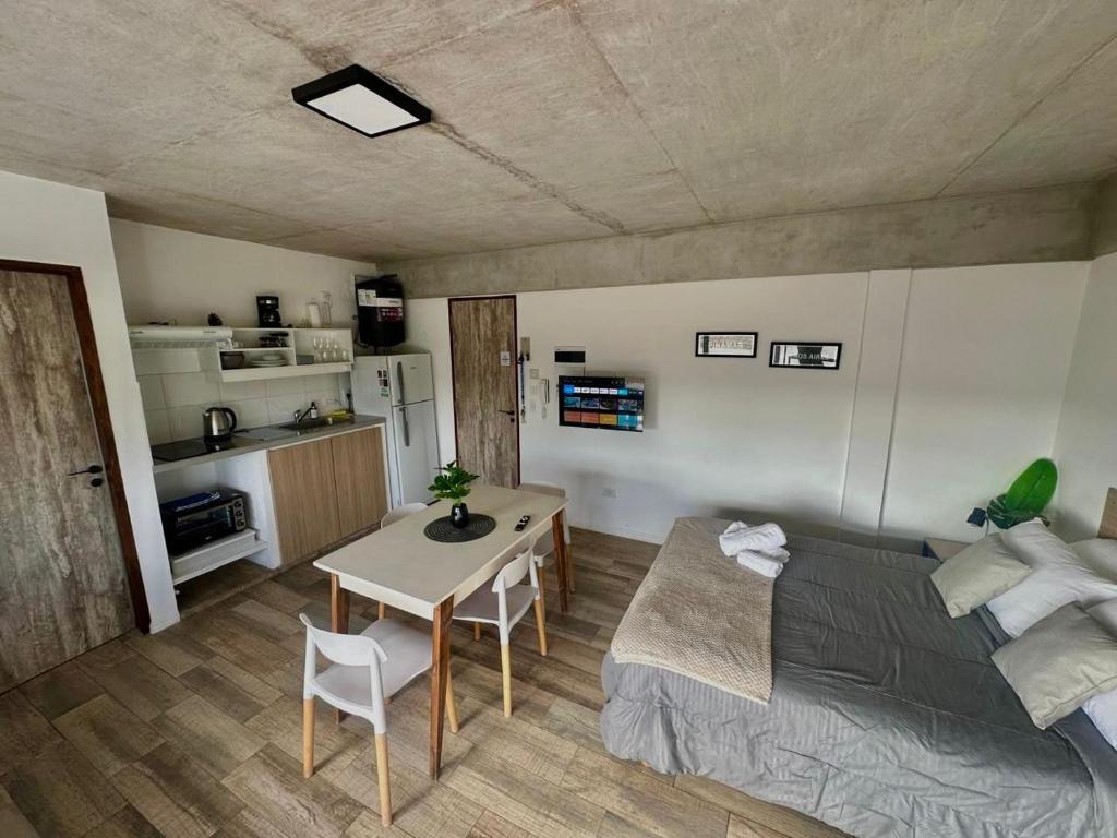 Monoambiente con terraza privada y cochera en Pinamar - 3