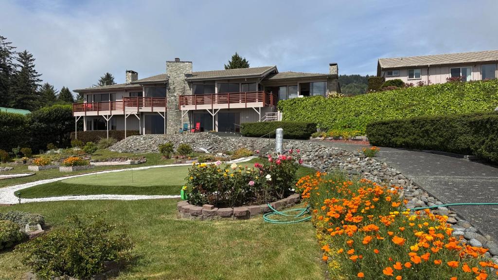 Garden, Arky's B&B in Crescent City (CA)