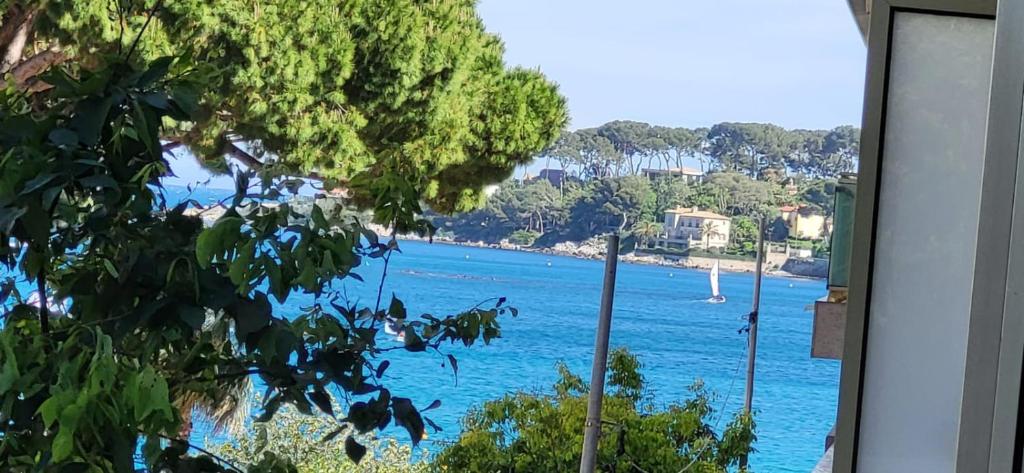 Cap SOLEIL - 1