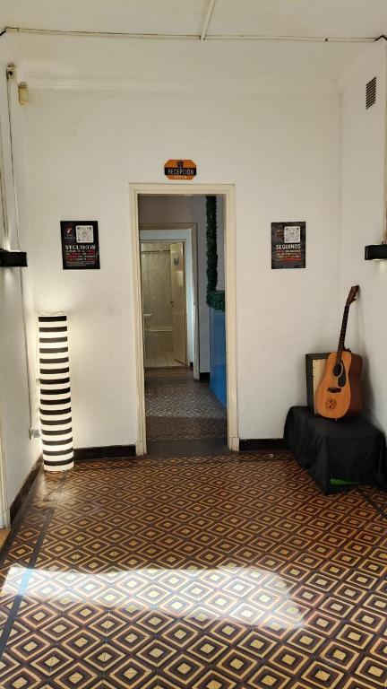 Cuervo Hostel Of Rock - 1