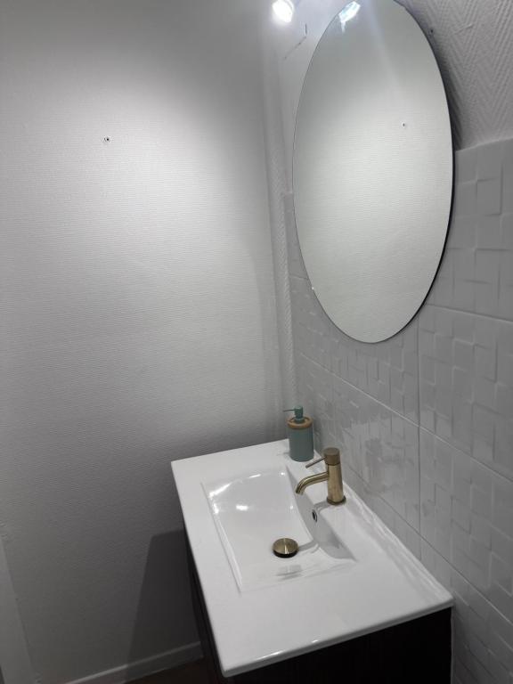 Appartement Orléans 2 Chambres - Parking - 4