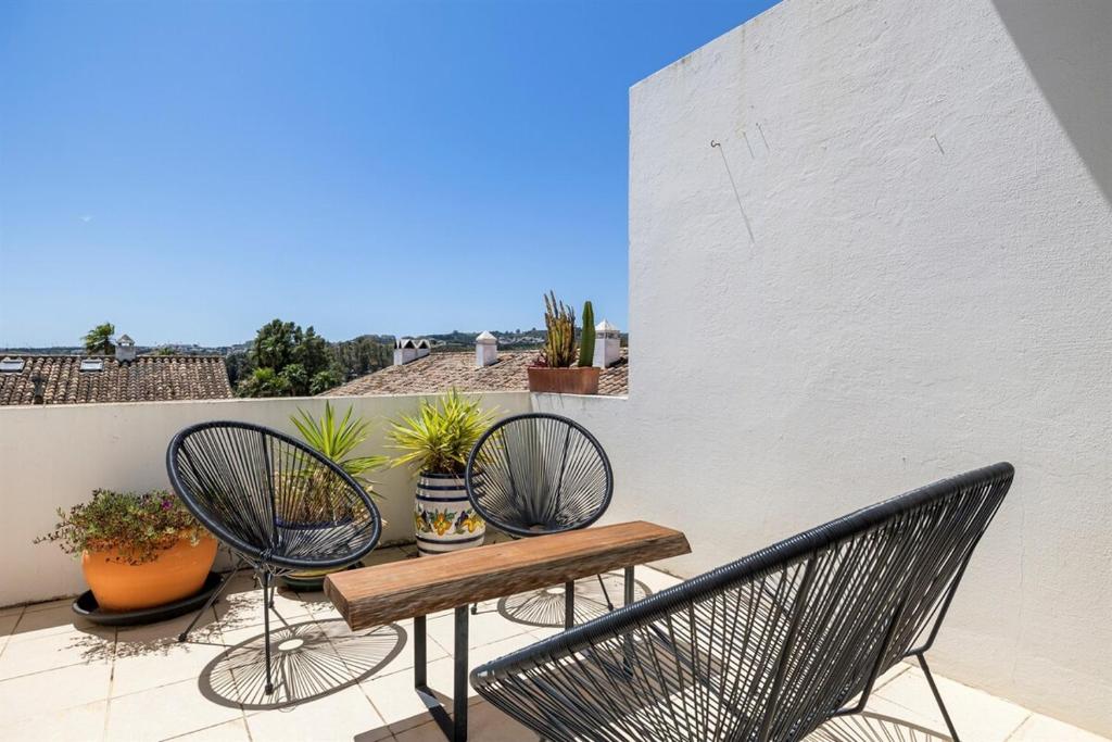 Beautiful Townhouse With Pool & Two Terraces - 2