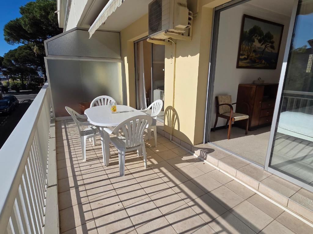 Appartement climatisé centre-ville, vue mer - 4 pers. - FR-1-780-99 - 2