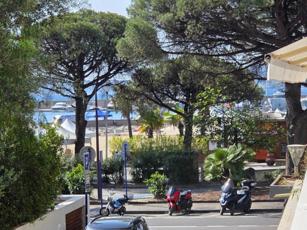Appartement climatisé centre-ville, vue mer - 4 pers. - FR-1-780-99 - 3