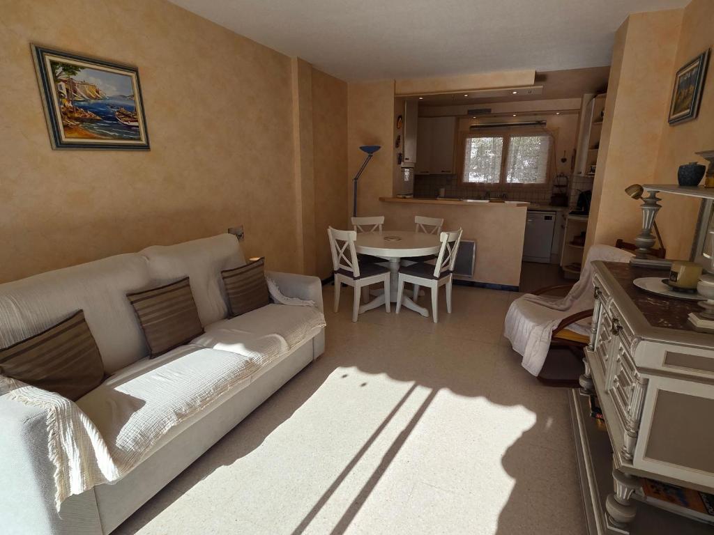 Appartement climatisé centre-ville, vue mer - 4 pers. - FR-1-780-99 - 4