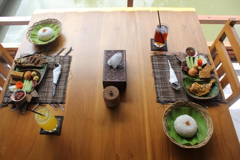 Restaurant, Amartya Puri Green Cottages in Bali