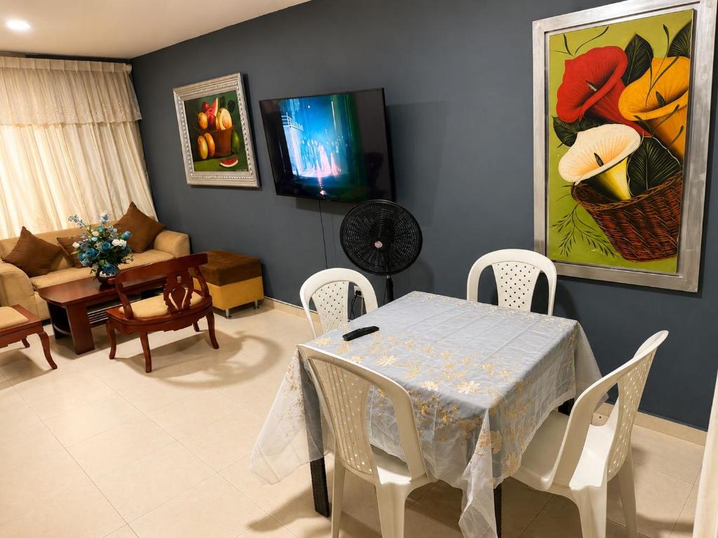 Casa Moderna 3 Habitaciones con Aire en Valledupar - 2