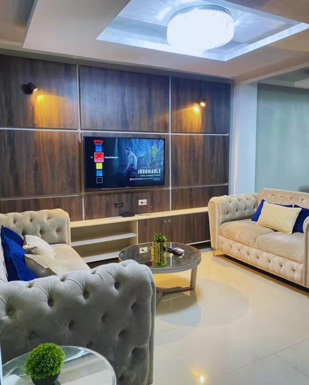 Residence Machala Luxury Home Security 24 time Garage - 2
