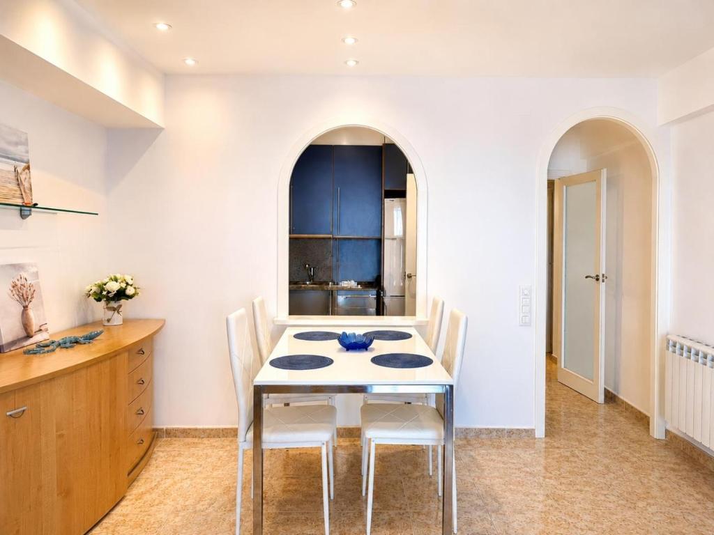 Mediterranean Beachfront - 5