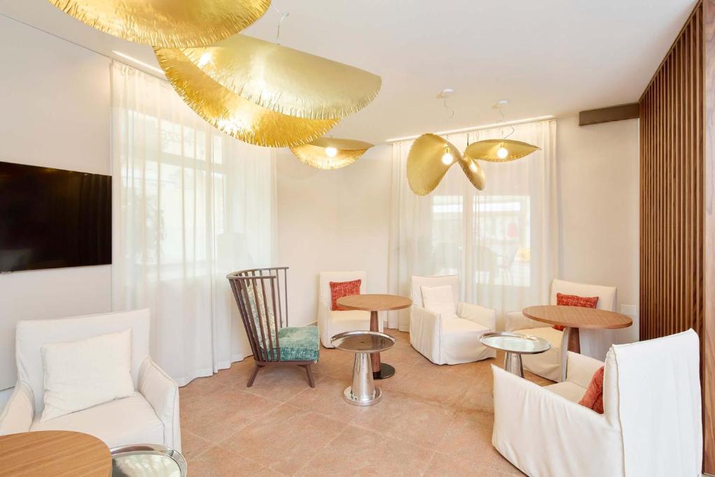 Hotel Centrale - 4