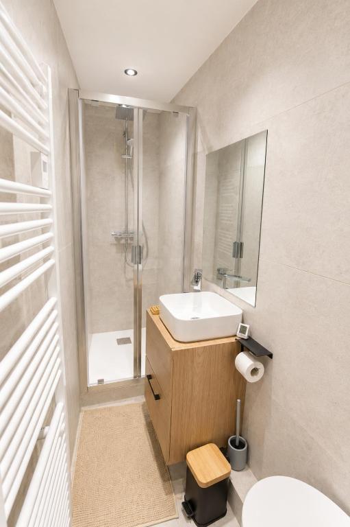Le 1350 Loft Alpin Cœur station Ski Room - 4