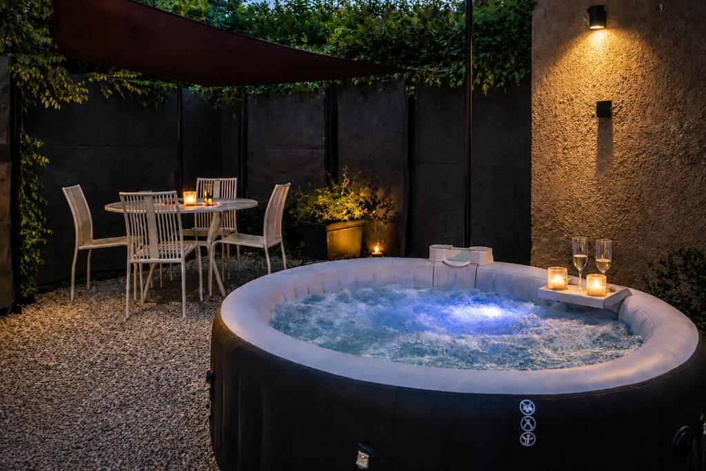 Nature & Détente - Jacuzzi privé Mont Ventoux - 1