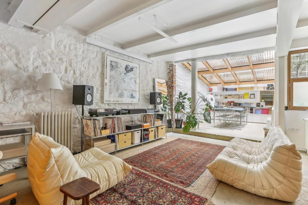 Loft Design Center Paris 11th - 1