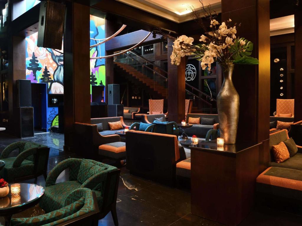 Bar/lounge