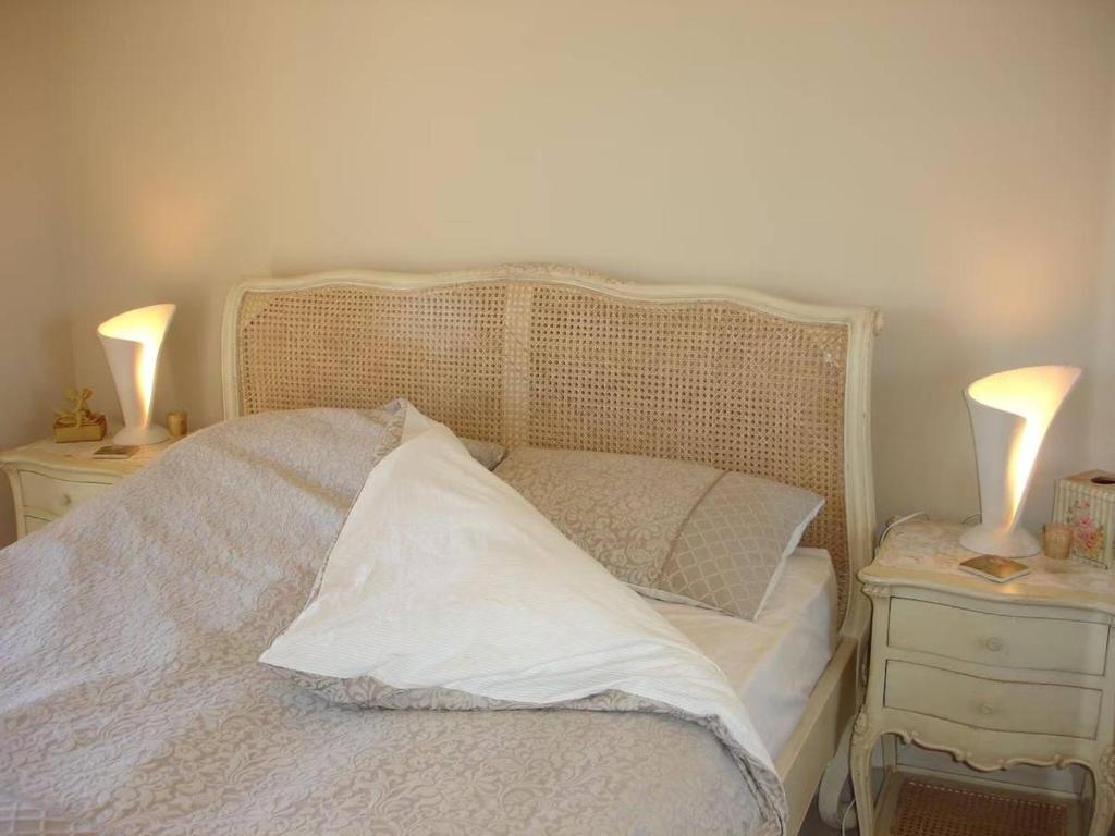 Apartment - Sleeps 4 - Parking - Pool - Sea Views - 4