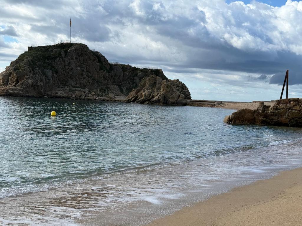 Lupe Mediterranean Loft,150m from the Beach Blanes Center - 4
