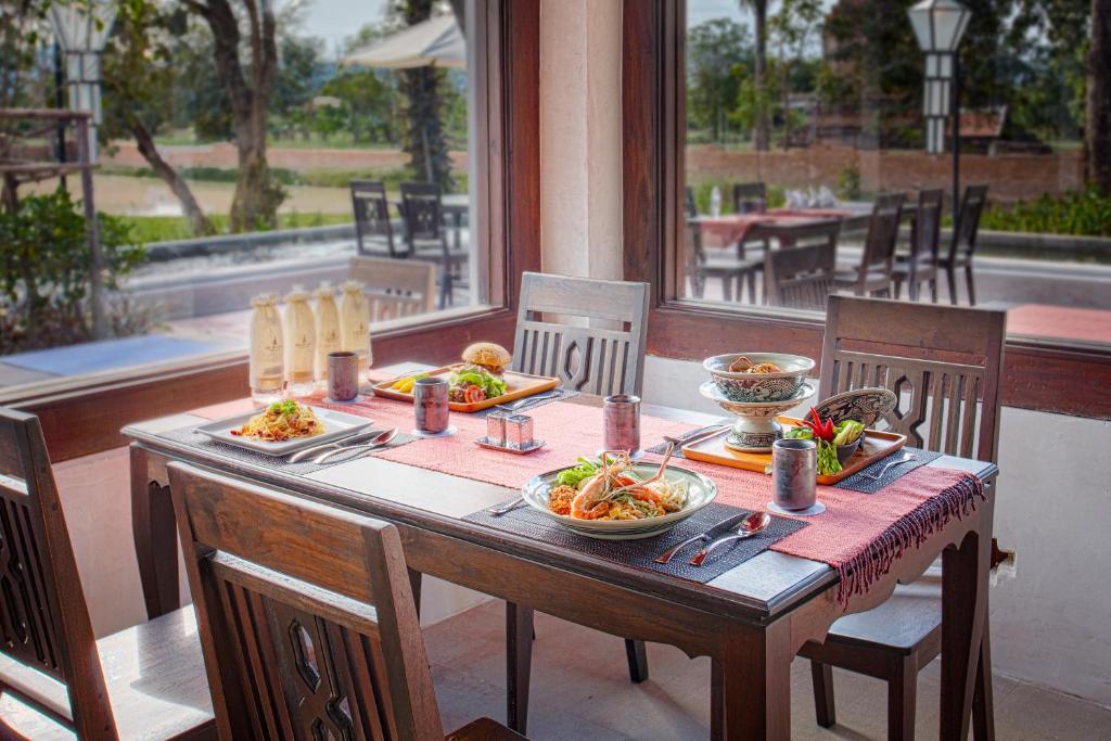 อาหารและเครื่องดื่ม