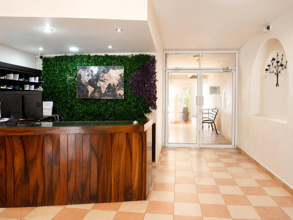 Zona Dorada Living - 3