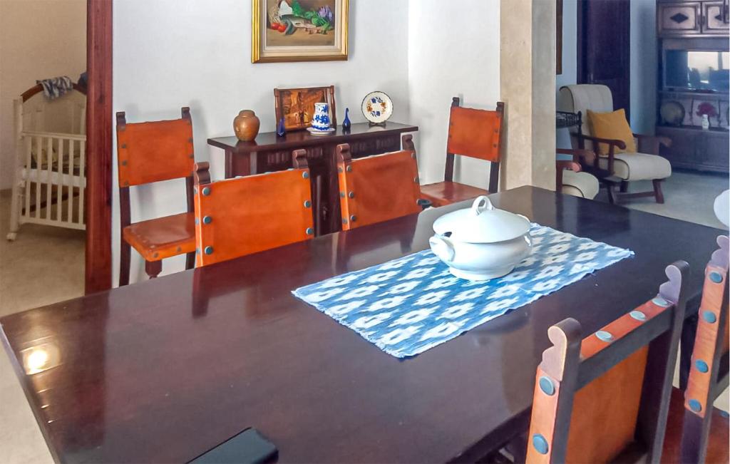 4 Bedroom Gorgeous Home In Can Picafort - 5