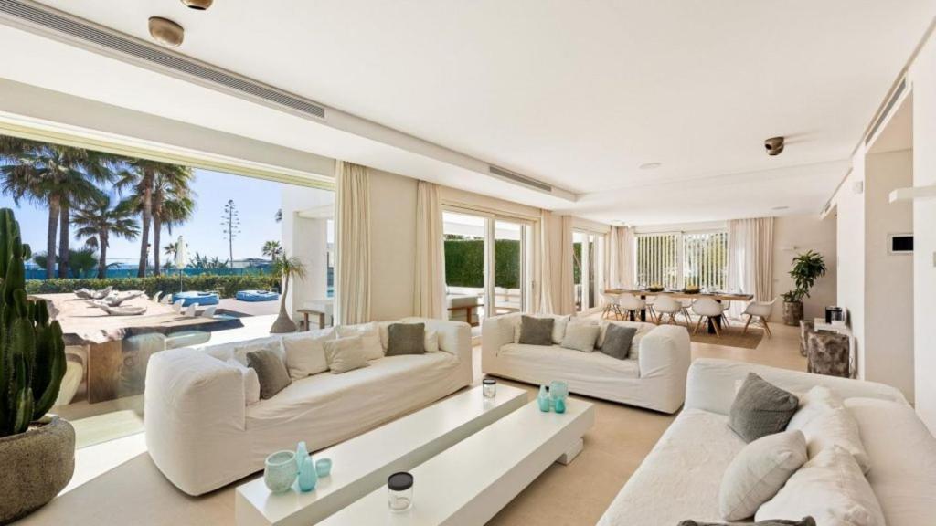 Luxurious 7-Bedroom Holiday House with Private Pool in El Puerto - 5