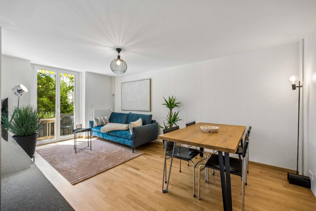 Central, Elegant & Modern Apartment - 3